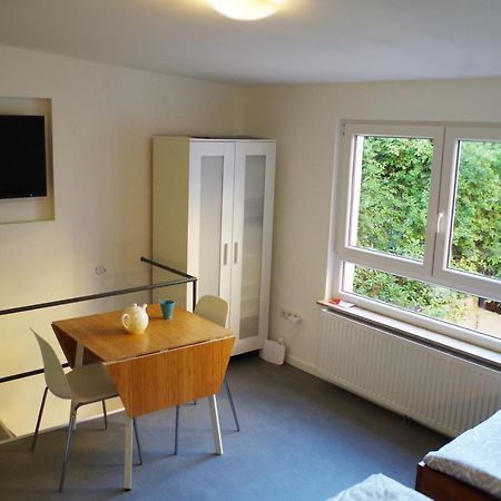Apartment In Altstadt-/Messenahe, Zentral & Ruhig Nuremberg Bagian luar foto