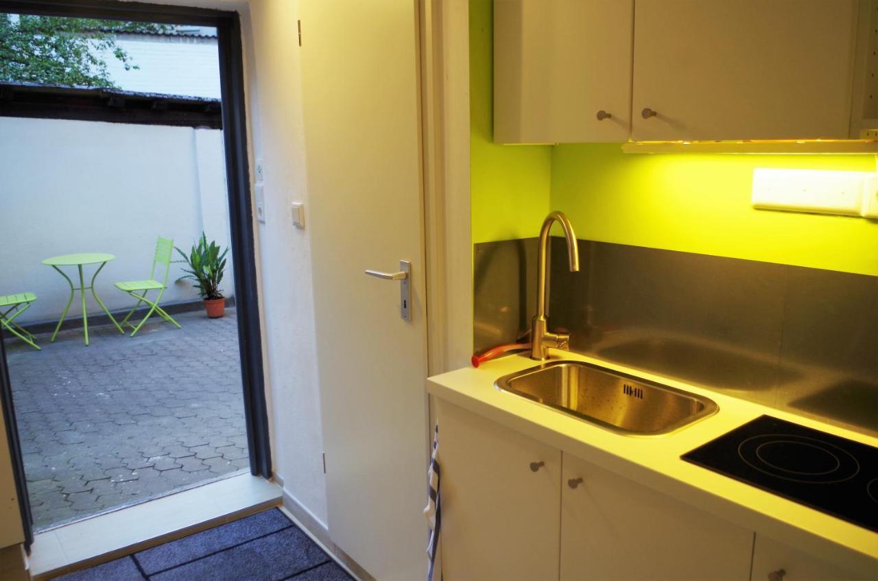 Apartment In Altstadt-/Messenahe, Zentral & Ruhig Nuremberg Bagian luar foto